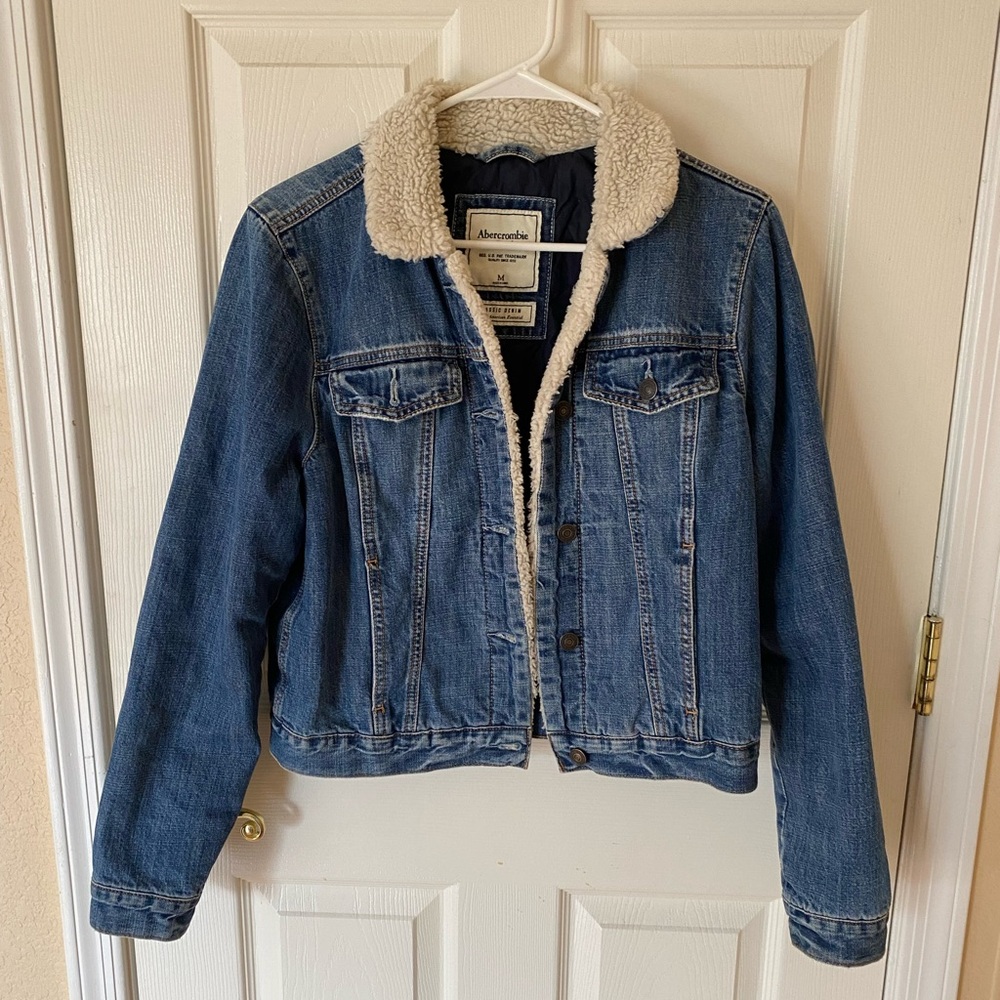Abercrombie & Fitch Jean Jacket